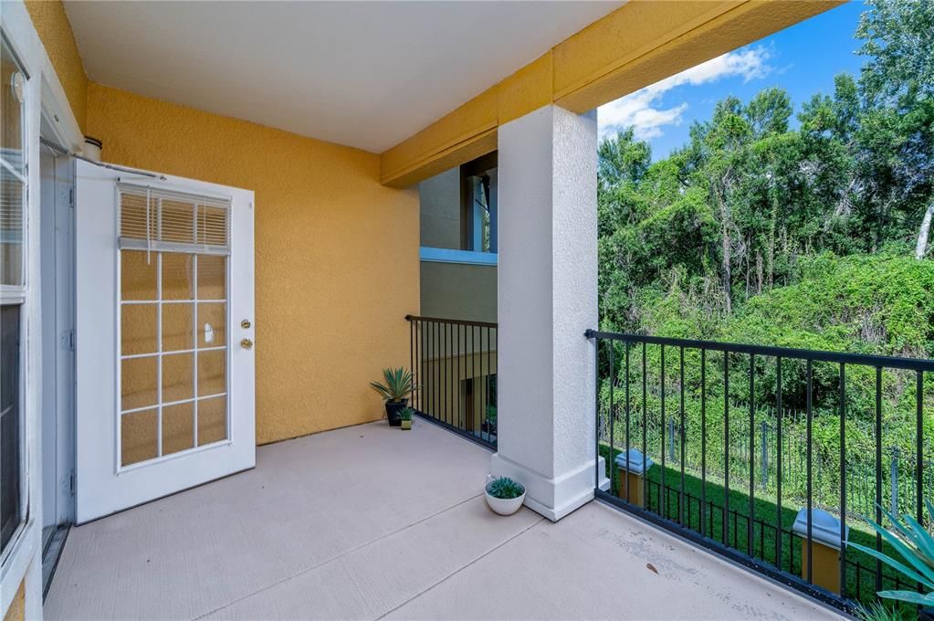 For Rent: $1,350 (1 beds, 1 baths, 782 Square Feet)