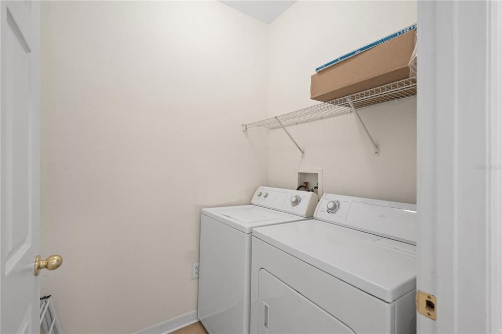 For Rent: $1,350 (1 beds, 1 baths, 782 Square Feet)