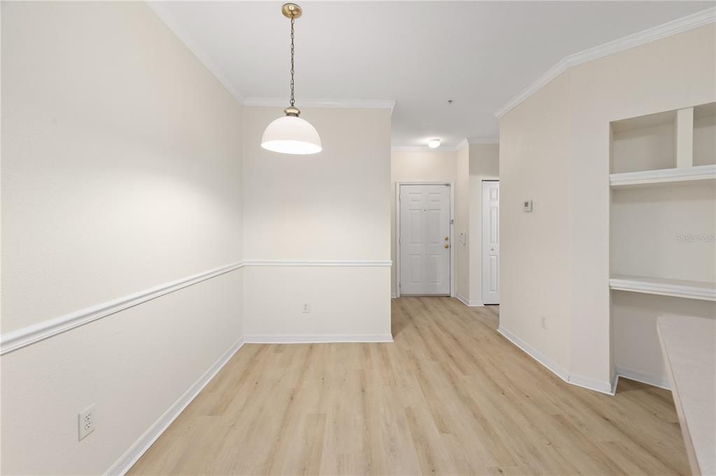 For Rent: $1,350 (1 beds, 1 baths, 782 Square Feet)