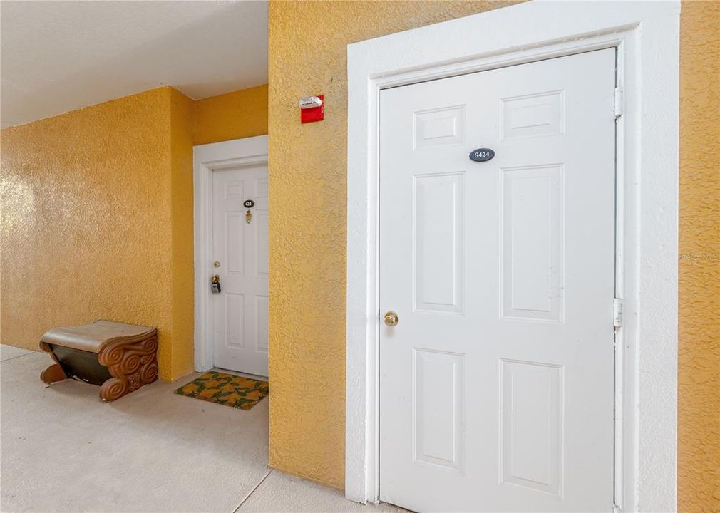 For Rent: $1,350 (1 beds, 1 baths, 782 Square Feet)