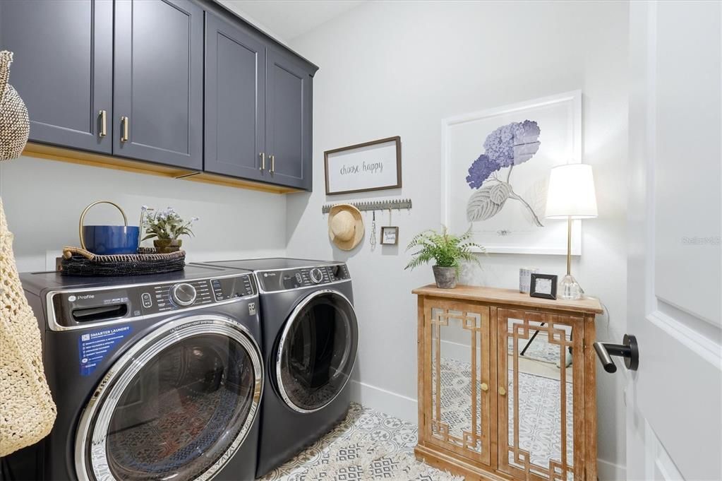For Sale: $776,900 (3 beds, 2 baths, 2238 Square Feet)