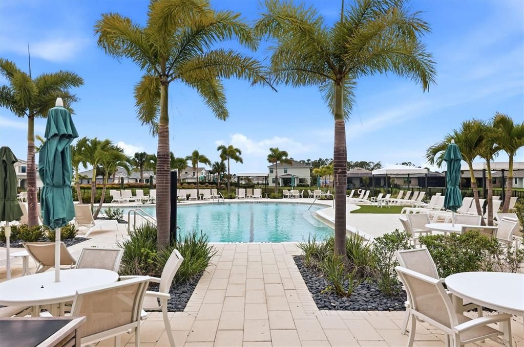For Sale: $776,900 (3 beds, 2 baths, 2238 Square Feet)