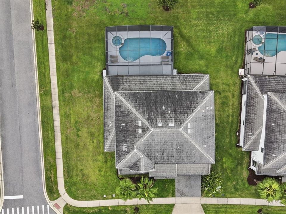 For Sale: $929,000 (7 beds, 6 baths, 4422 Square Feet)