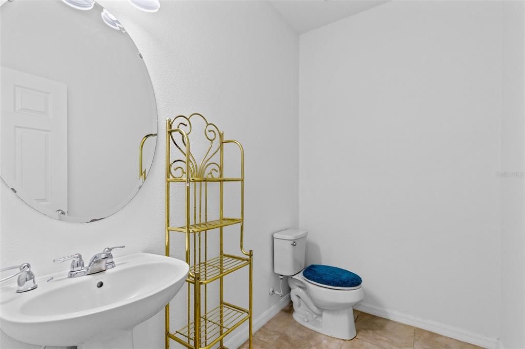 En Venta: $465,000 (4 camas, 2 baños, 2820 Pies cuadrados)