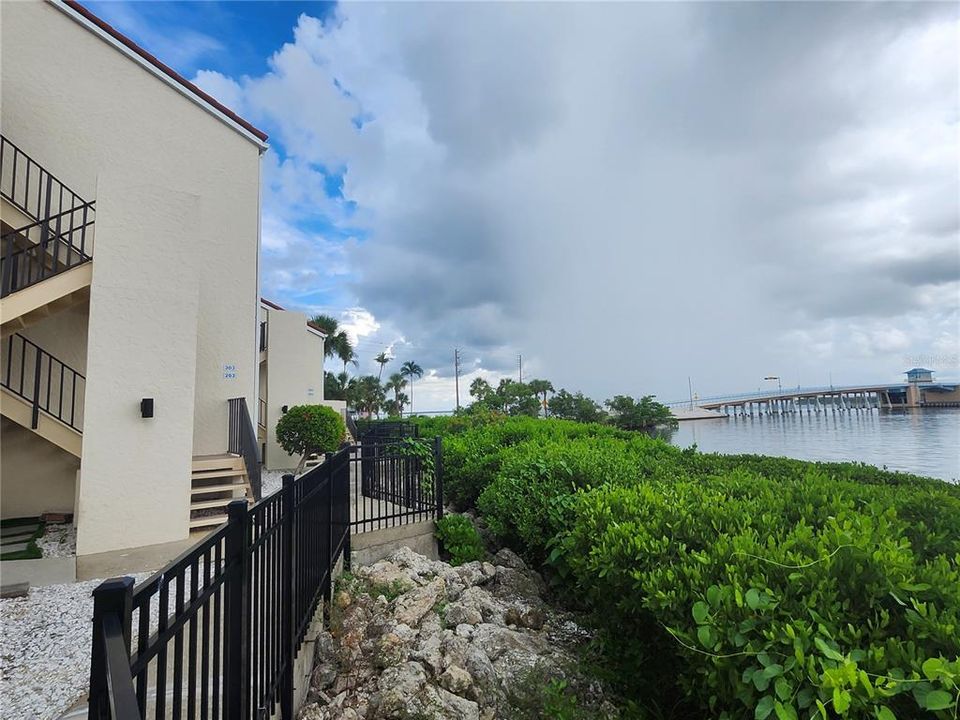 For Sale: $495,000 (2 beds, 3 baths, 1856 Square Feet)
