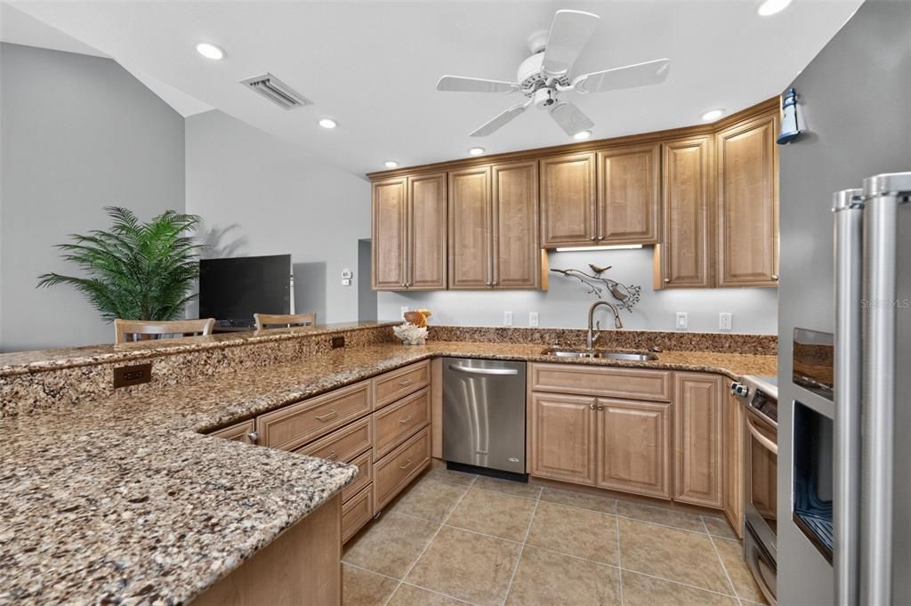 For Sale: $495,000 (2 beds, 3 baths, 1856 Square Feet)