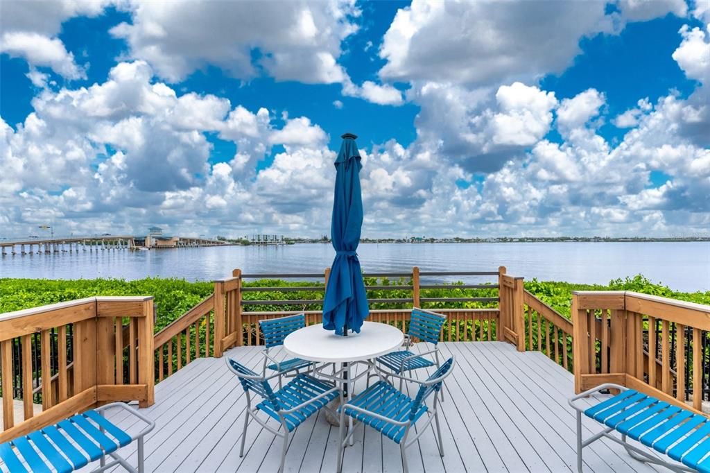 For Sale: $495,000 (2 beds, 3 baths, 1856 Square Feet)