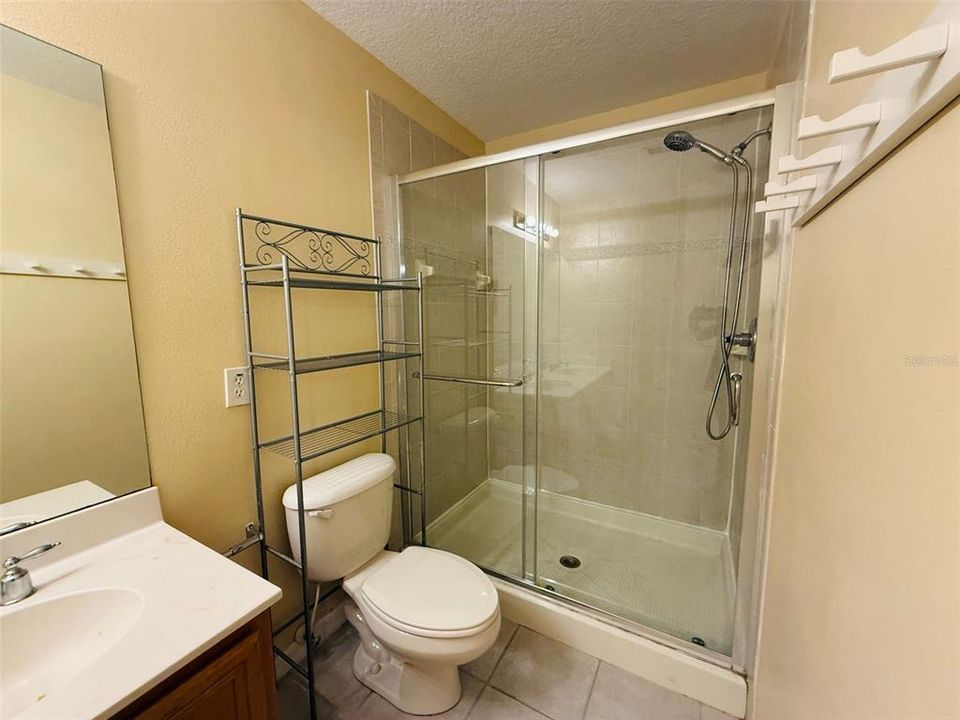 For Rent: $1,800 (2 beds, 2 baths, 1173 Square Feet)