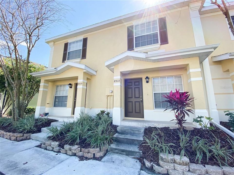 For Rent: $1,800 (2 beds, 2 baths, 1173 Square Feet)