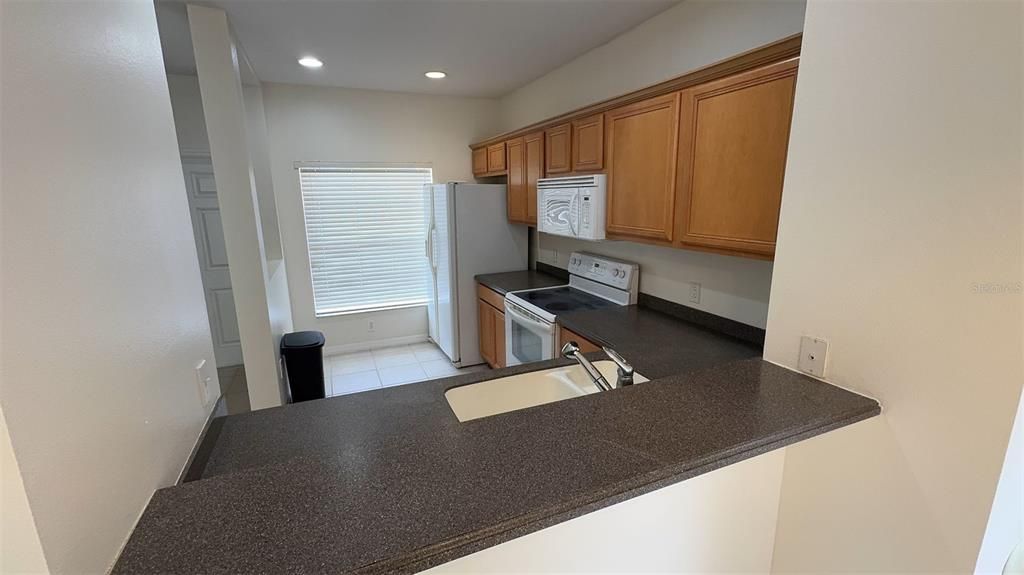 For Rent: $1,700 (2 beds, 2 baths, 1173 Square Feet)