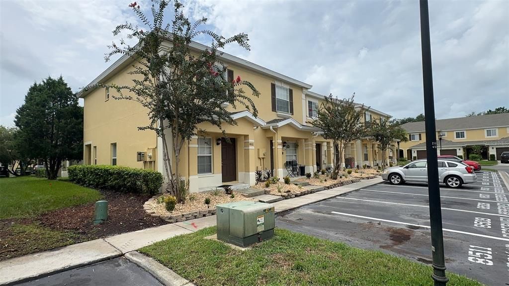 For Rent: $1,700 (2 beds, 2 baths, 1173 Square Feet)