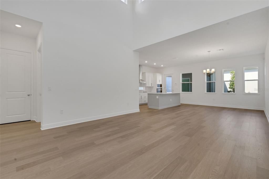 На продажу: $634,990 (3 спален, 2 ванн, 2055 Квадратных фут)