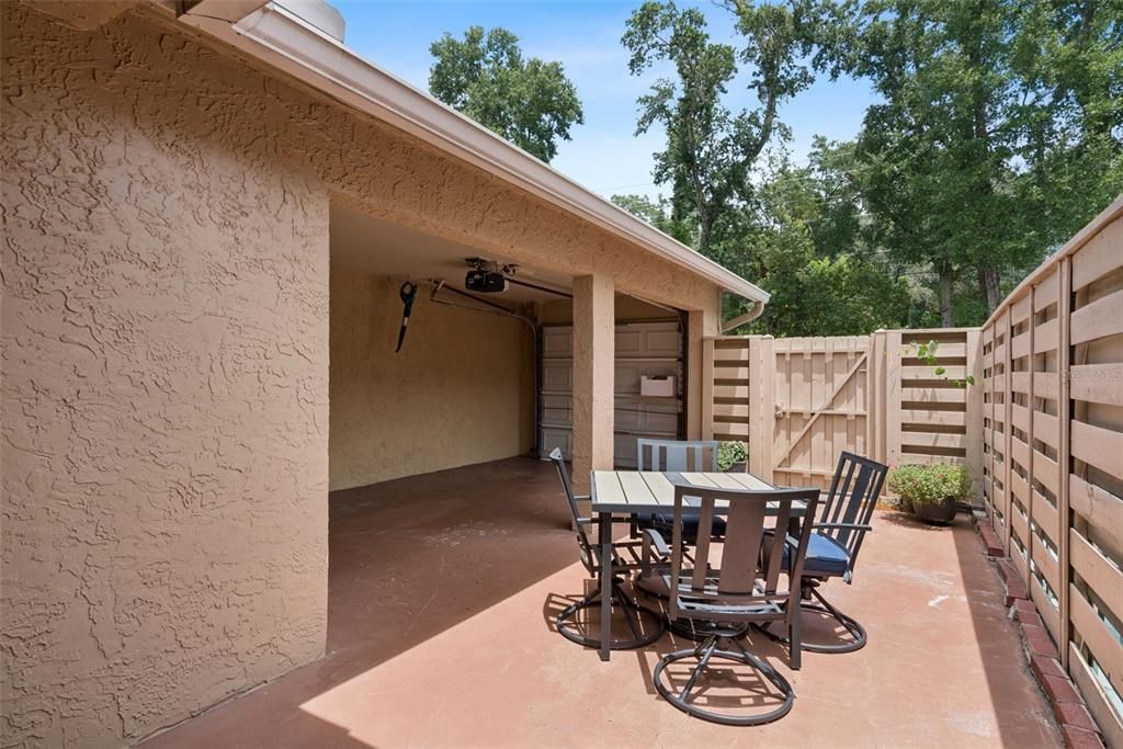 For Sale: $225,000 (2 beds, 1 baths, 1432 Square Feet)