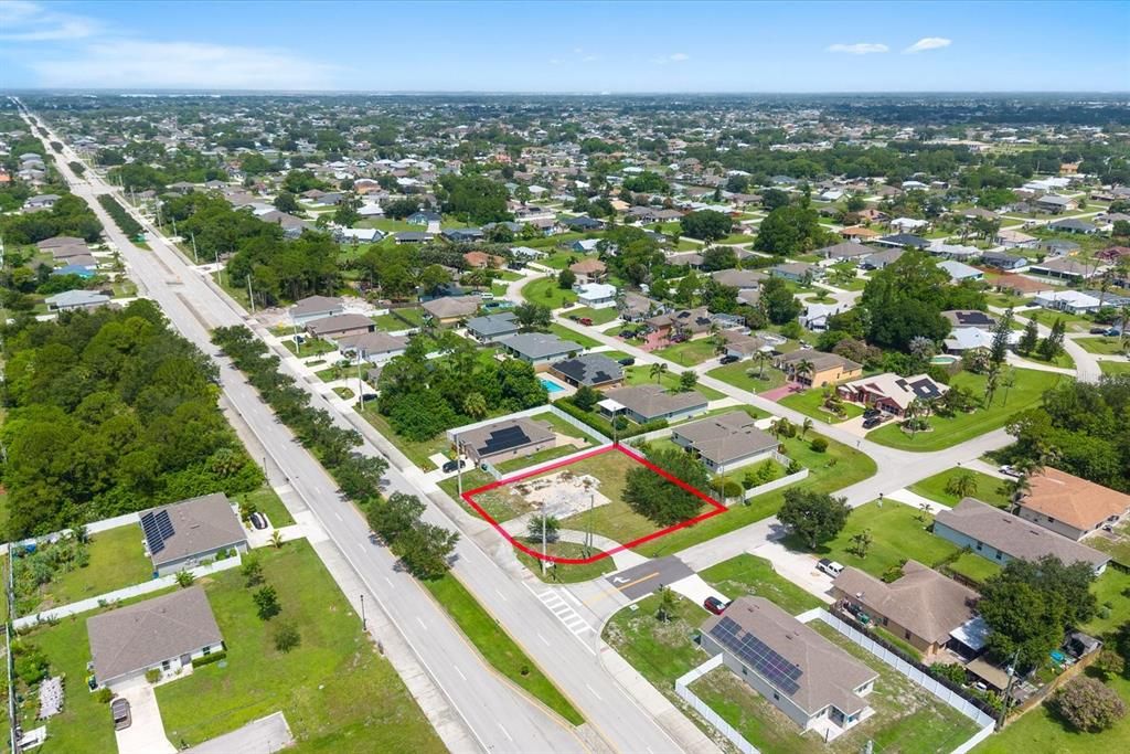 На продажу: $159,990 (0.28 acres)