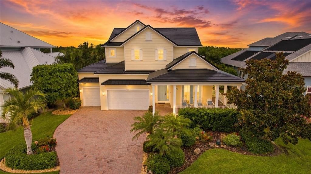 For Sale: $1,425,000 (4 beds, 3 baths, 3254 Square Feet)