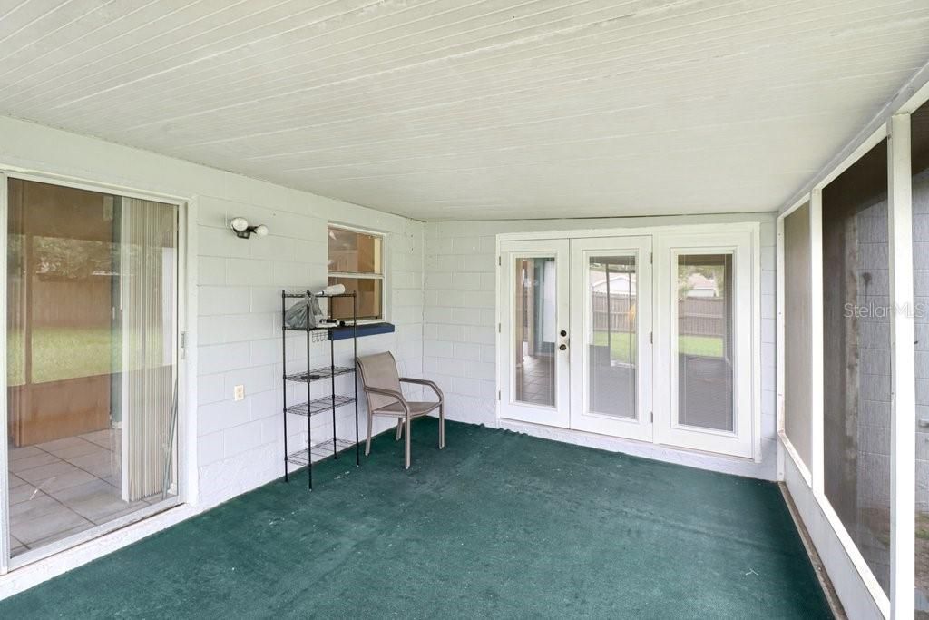 For Sale: $460,000 (3 beds, 2 baths, 1575 Square Feet)