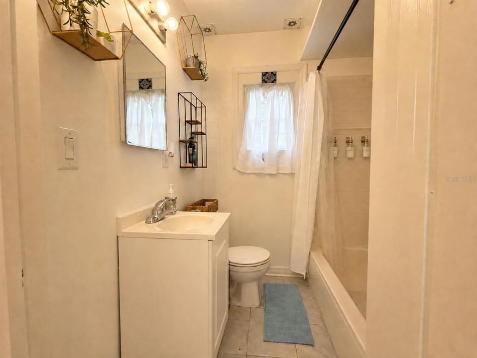 For Sale: $189,000 (0 beds, 0 baths, 1050 Square Feet)