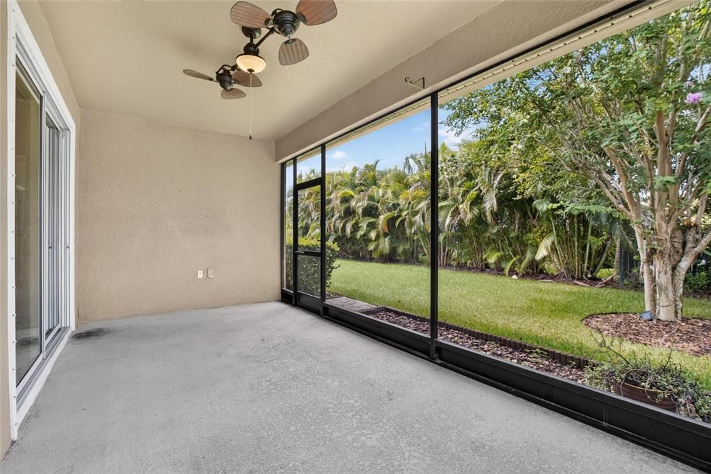 En Venta: $450,000 (4 camas, 2 baños, 2119 Pies cuadrados)