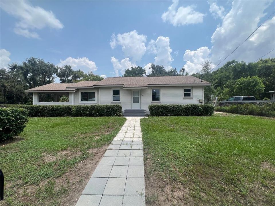 En Venta: $249,600 (3 camas, 2 baños, 1584 Pies cuadrados)