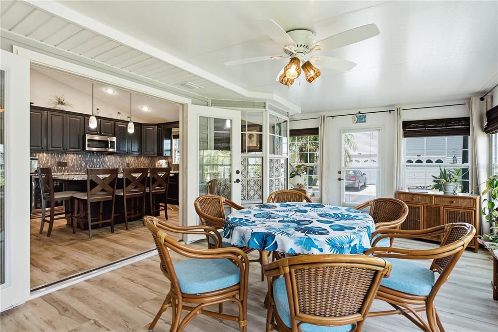For Sale: $425,000 (2 beds, 2 baths, 1412 Square Feet)