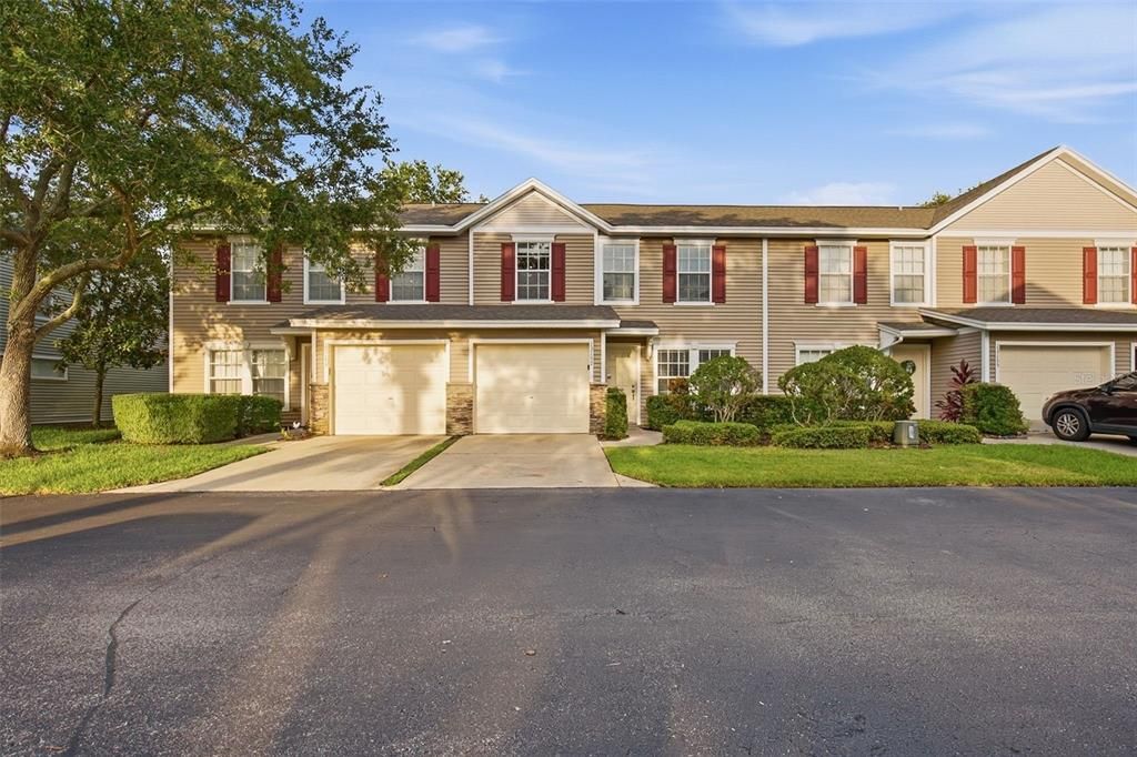 For Sale: $269,900 (2 beds, 1 baths, 1271 Square Feet)