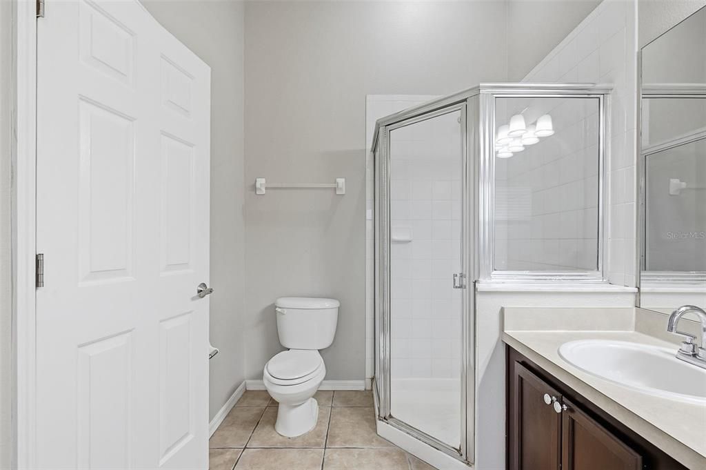 For Sale: $269,900 (2 beds, 1 baths, 1271 Square Feet)