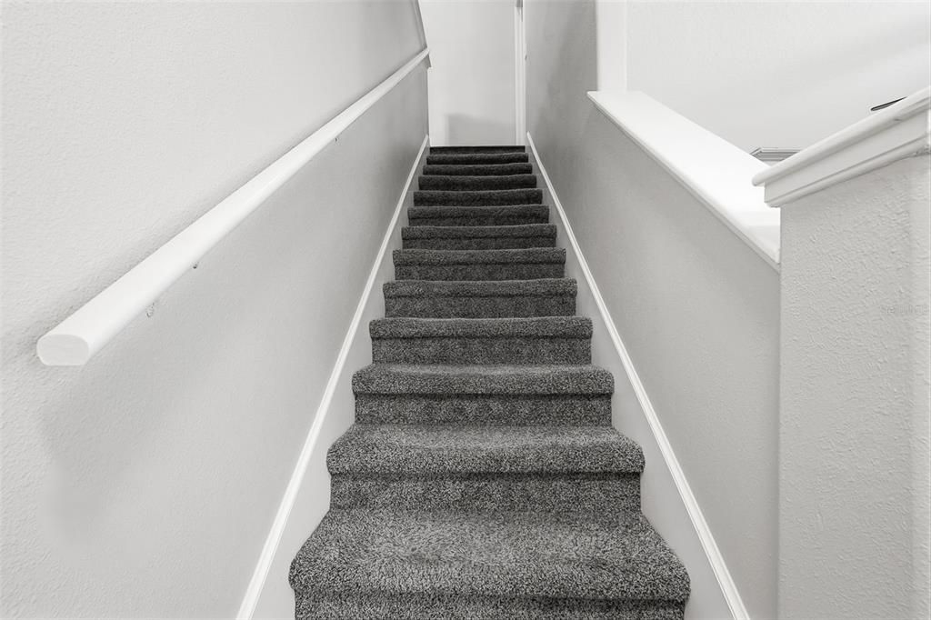 For Sale: $269,900 (2 beds, 1 baths, 1271 Square Feet)
