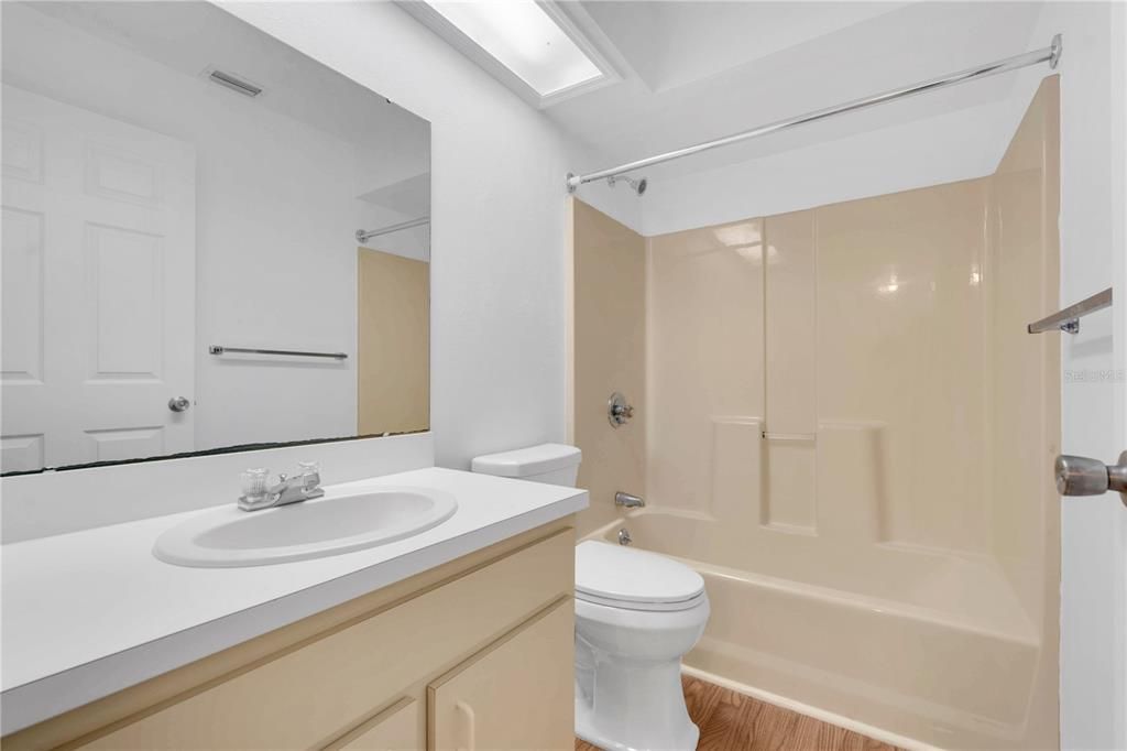 For Sale: $259,999 (3 beds, 2 baths, 1122 Square Feet)