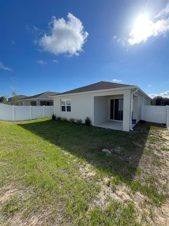 For Rent: $1,850 (3 beds, 2 baths, 1578 Square Feet)