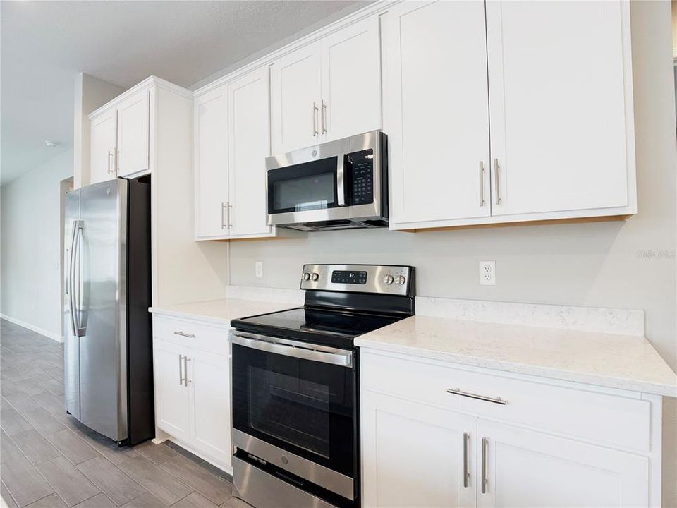 For Rent: $1,850 (3 beds, 2 baths, 1578 Square Feet)