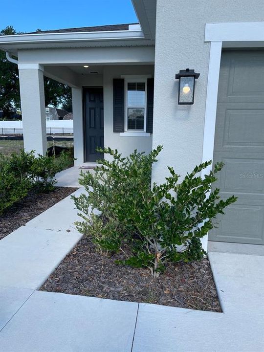 For Rent: $1,850 (3 beds, 2 baths, 1578 Square Feet)