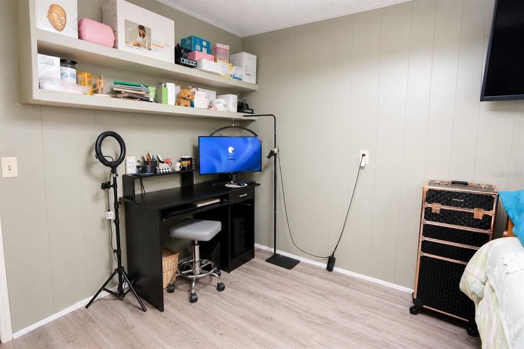 For Sale: $210,000 (2 beds, 2 baths, 1320 Square Feet)