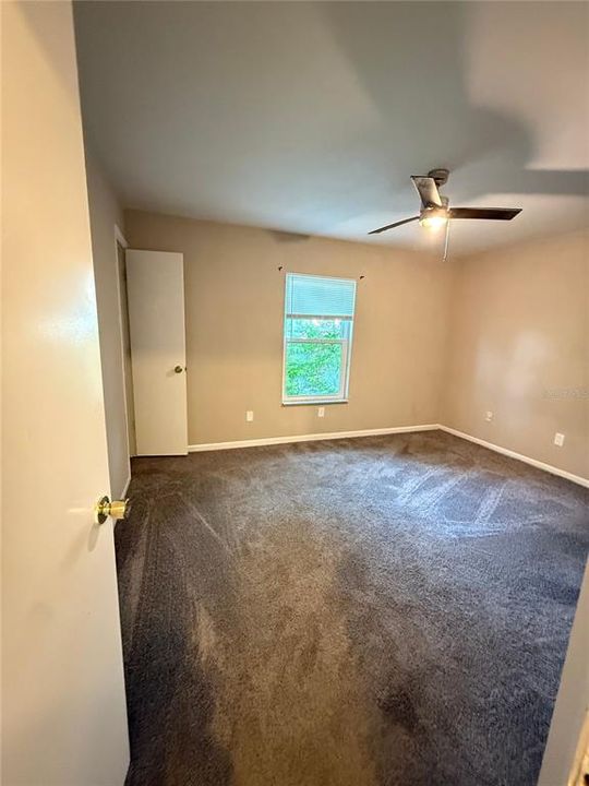 For Rent: $1,250 (2 beds, 1 baths, 1008 Square Feet)