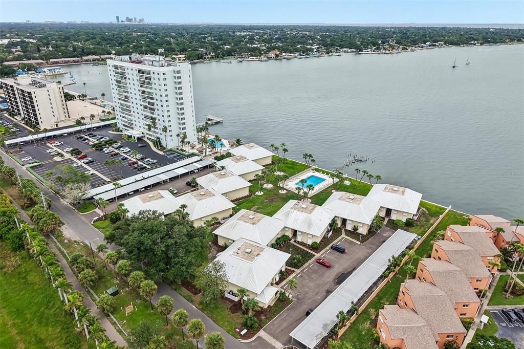 En Venta: $319,000 (2 camas, 2 baños, 1070 Pies cuadrados)