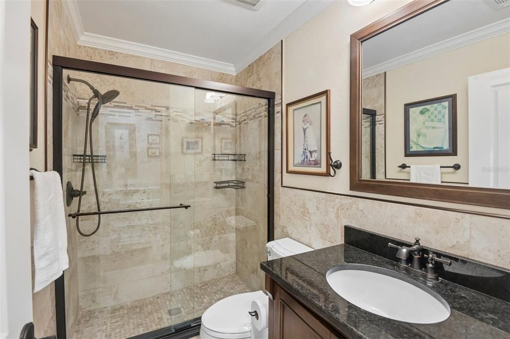 En Venta: $319,000 (2 camas, 2 baños, 1070 Pies cuadrados)