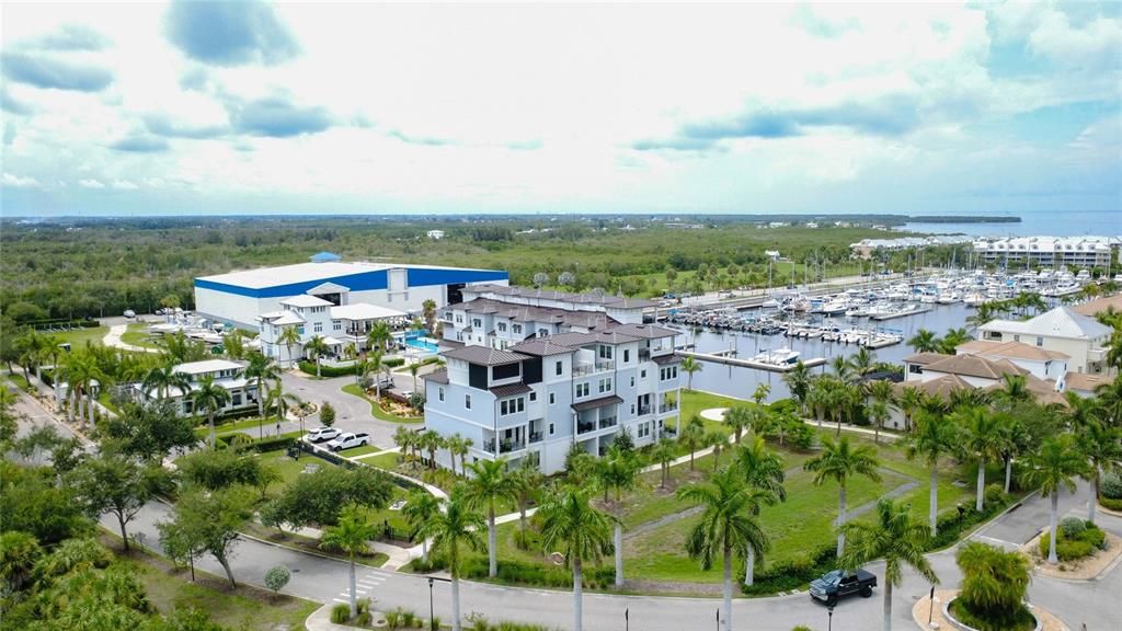 На продажу: $685,000 (4 спален, 3 ванн, 2984 Квадратных фут)