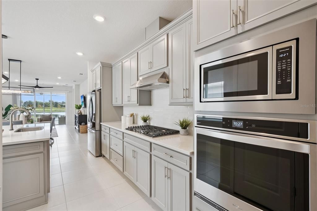 For Sale: $455,000 (3 beds, 2 baths, 1650 Square Feet)