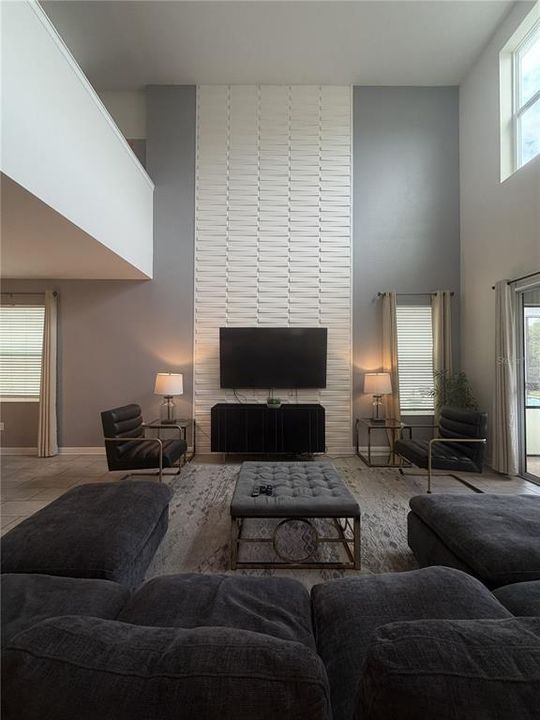 For Sale: $619,900 (5 beds, 5 baths, 2996 Square Feet)