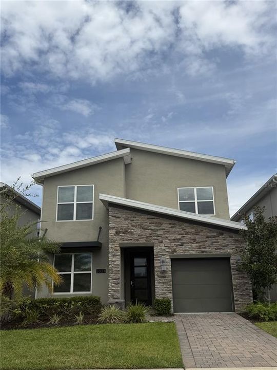 For Sale: $619,900 (5 beds, 5 baths, 2996 Square Feet)