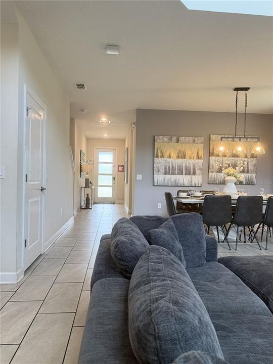 For Sale: $619,900 (5 beds, 5 baths, 2996 Square Feet)