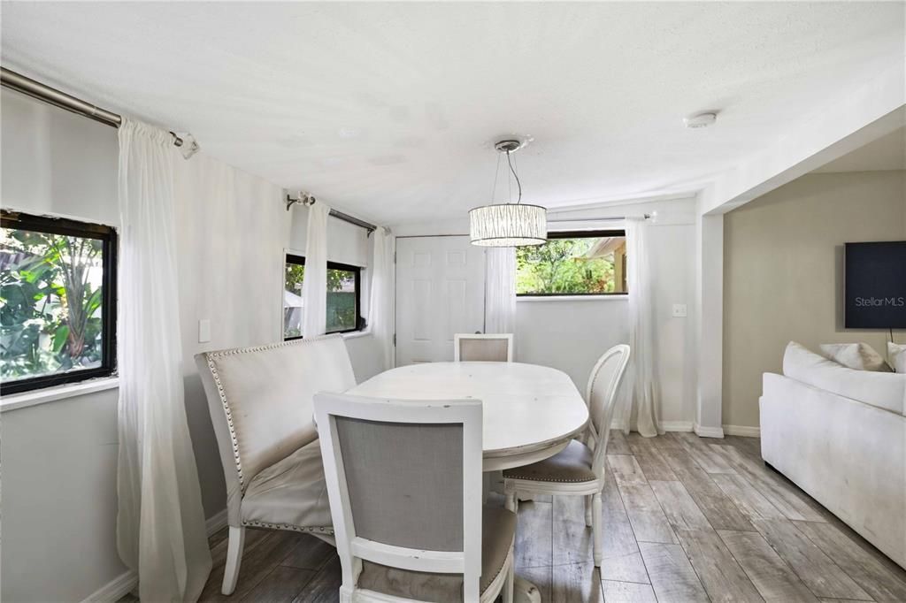 For Sale: $330,000 (4 beds, 3 baths, 1920 Square Feet)