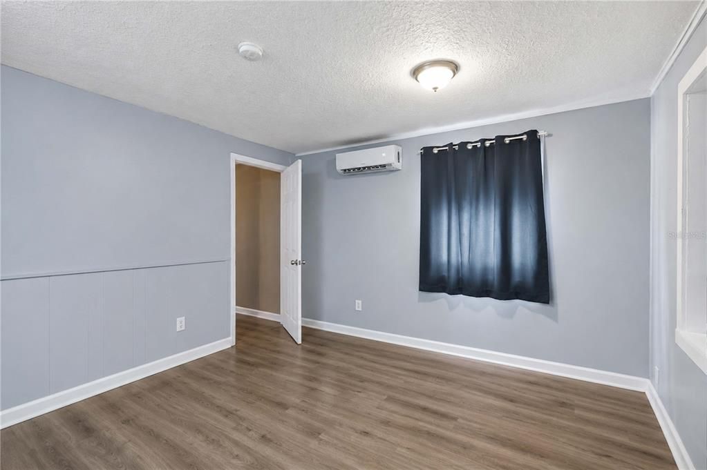 For Sale: $330,000 (4 beds, 3 baths, 1920 Square Feet)