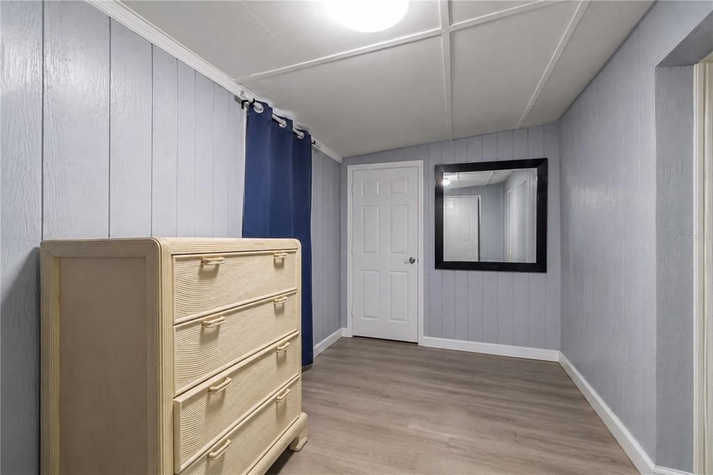 For Sale: $330,000 (4 beds, 3 baths, 1920 Square Feet)
