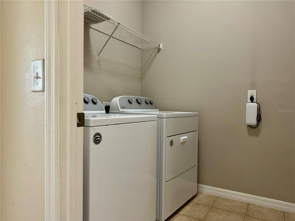 For Rent: $2,300 (3 beds, 2 baths, 1672 Square Feet)
