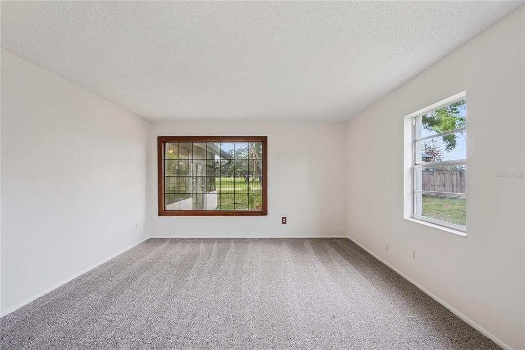 For Sale: $435,000 (3 beds, 2 baths, 2116 Square Feet)