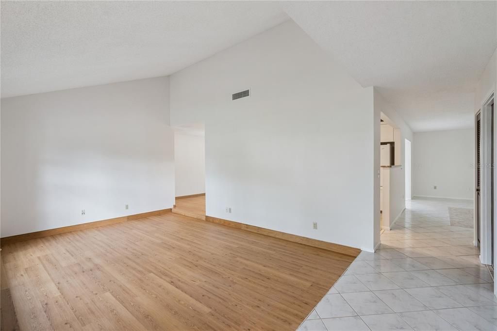 For Sale: $435,000 (3 beds, 2 baths, 2116 Square Feet)
