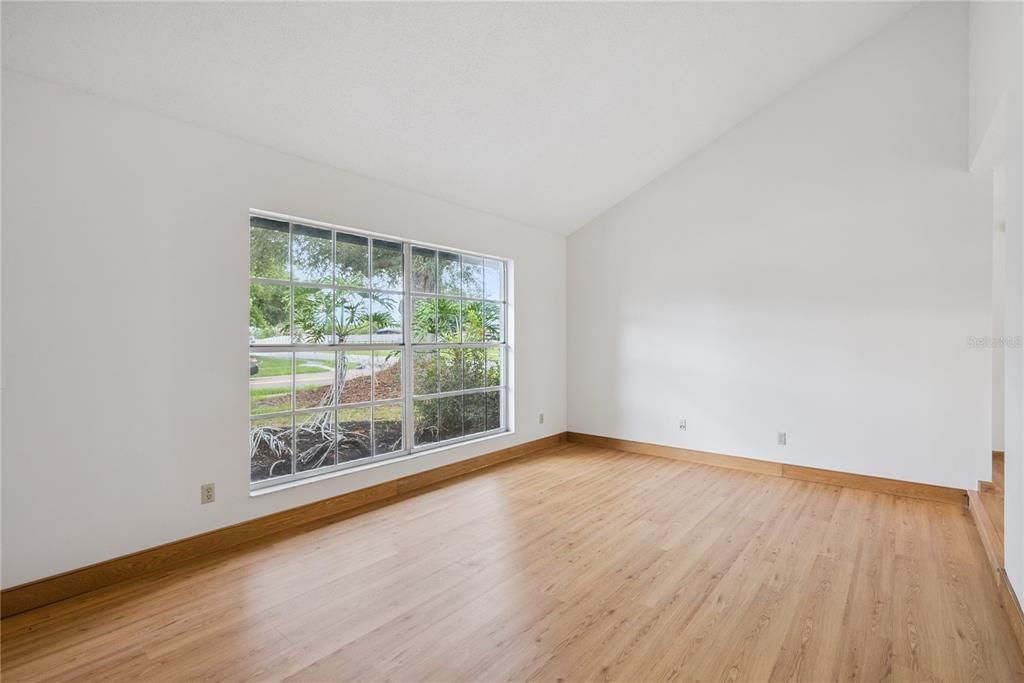 For Sale: $435,000 (3 beds, 2 baths, 2116 Square Feet)