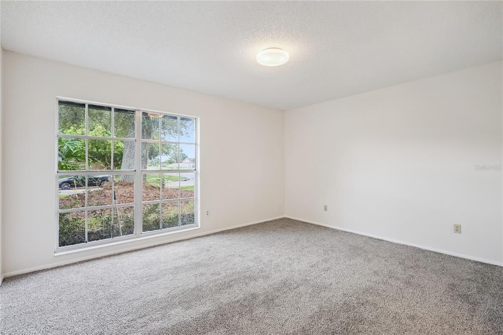 For Sale: $435,000 (3 beds, 2 baths, 2116 Square Feet)