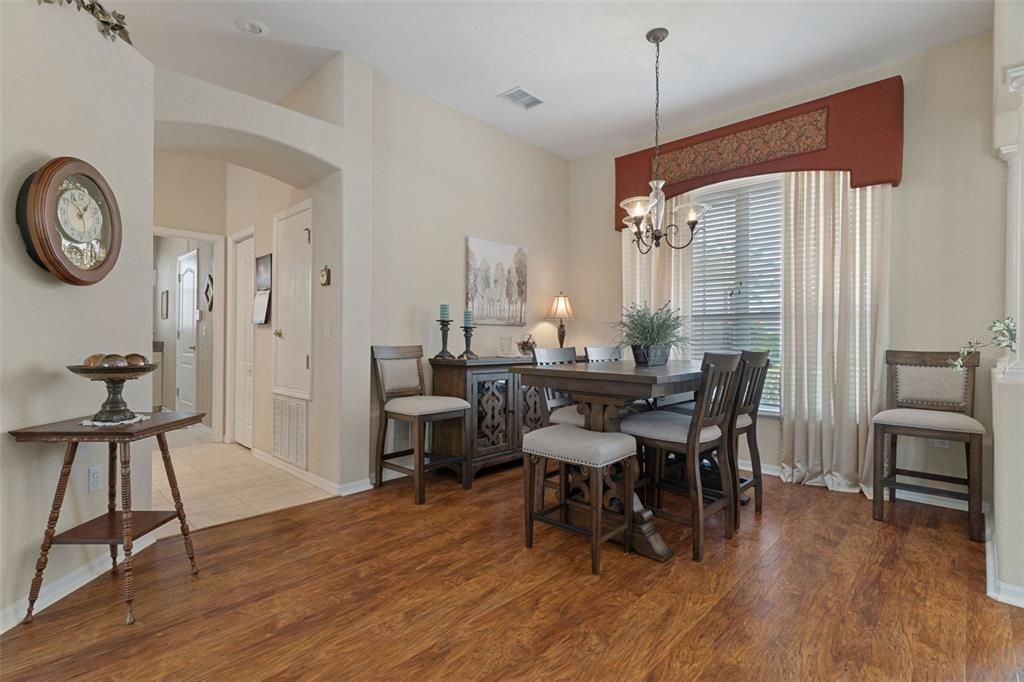 For Sale: $448,700 (3 beds, 2 baths, 2004 Square Feet)
