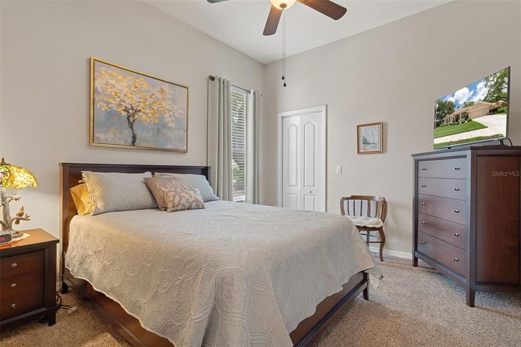 For Sale: $448,700 (3 beds, 2 baths, 2004 Square Feet)